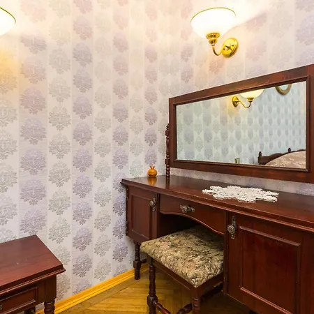 Apartment Mover Retro Lviv